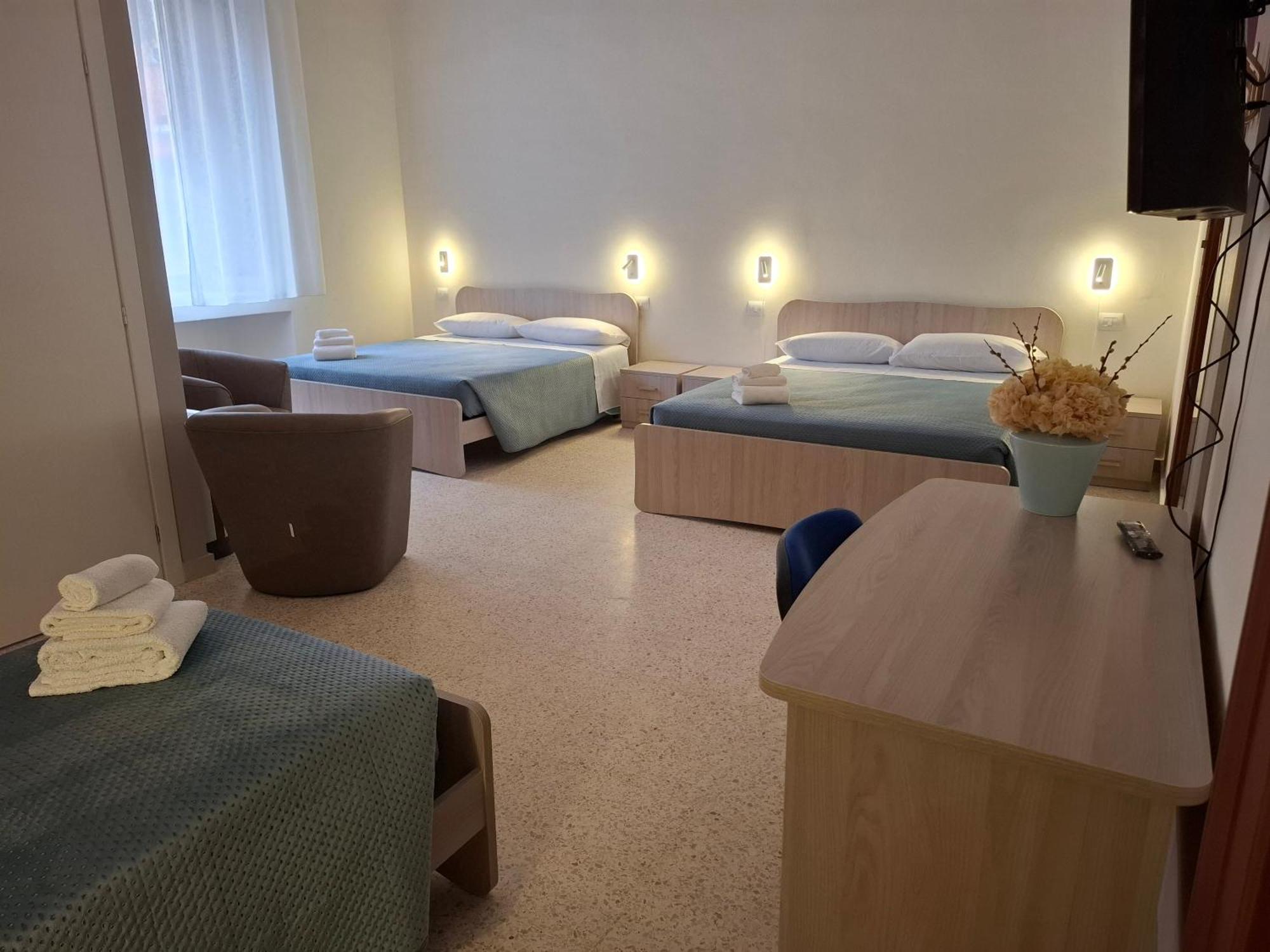 Lupi E Agnelli Bed & Breakfast บารี ภายนอก รูปภาพ