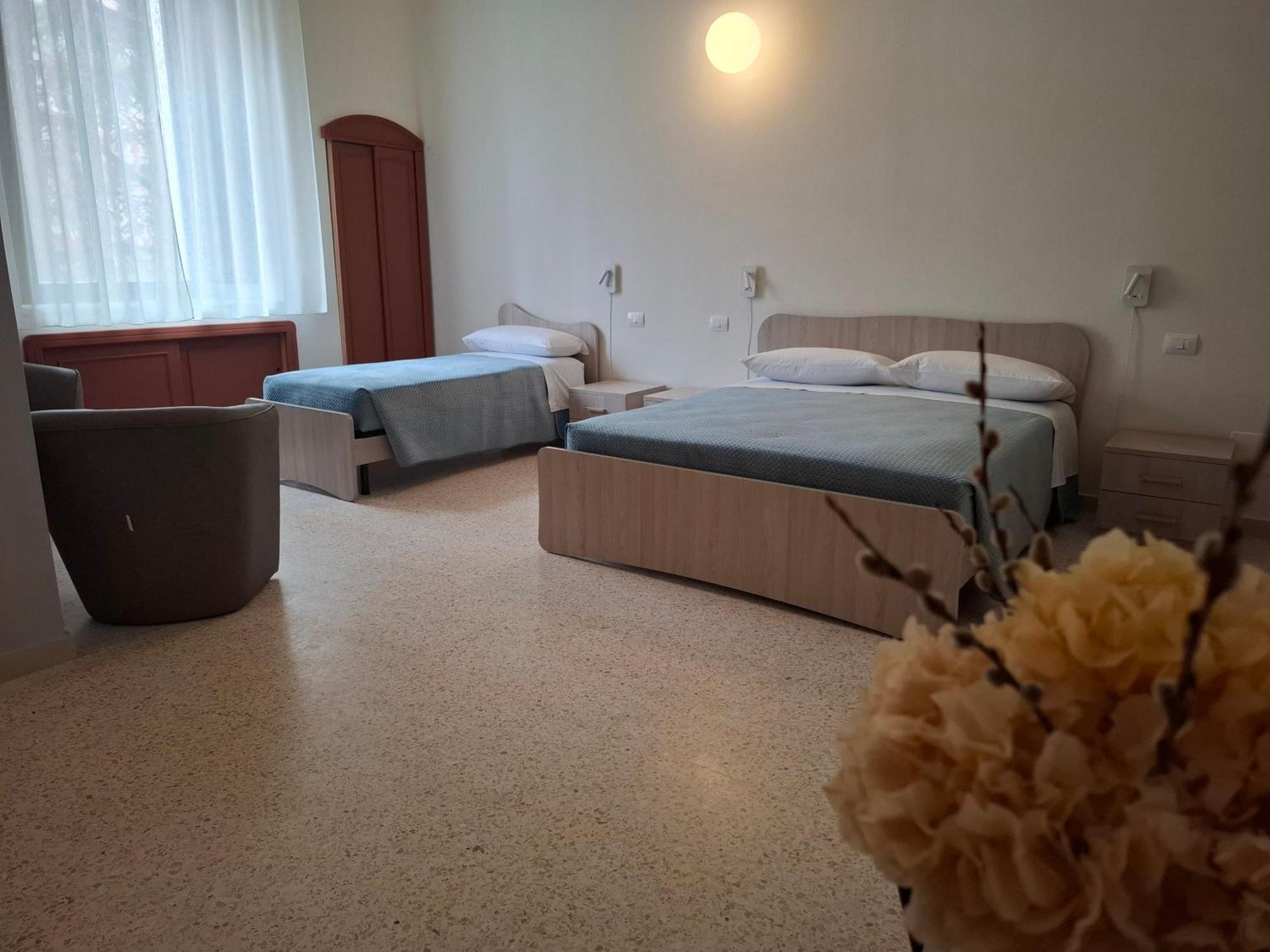 Lupi E Agnelli Bed & Breakfast บารี ภายนอก รูปภาพ
